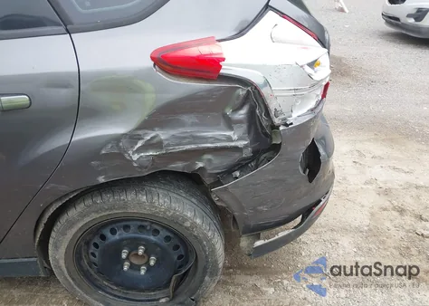 2012 Ford Focus Se z USA, uszkodzony, nr VIN 1FAHP3K22CL293388